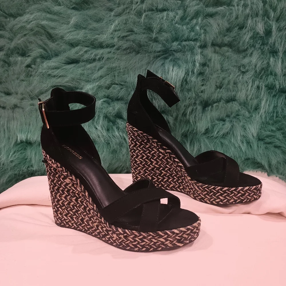 Express Espadrille Black and Tan Open Toe Ankle Strap High Wedge Sandals Size 9